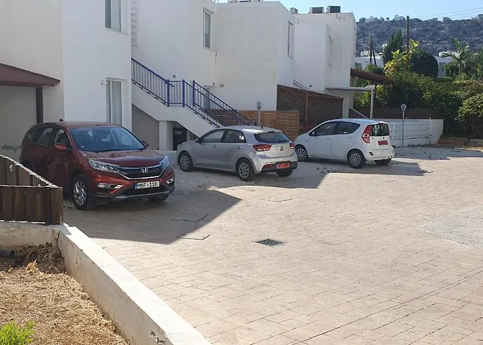 Evros Peyia & Coral Bay Seaview Apartment