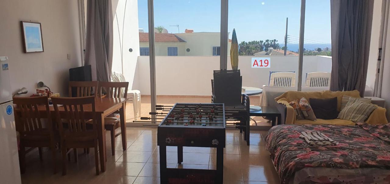 Evros & Coral Bay Seaview Appartement